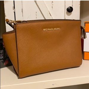 COPY - Michael Kors Medium Selma